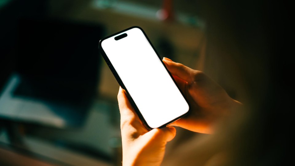 iphone alacaklar dikkate - iPhone alacaklar dikkate alsın. iPhone 18'in fiyatı 150 bin lirayı aşabilir