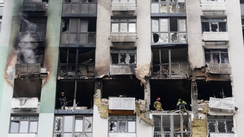 rusya nın kiev - Rusya'nın Kiev bölgesindeki hava saldırıları altıncı gününde 12 kişiyi öldürdü