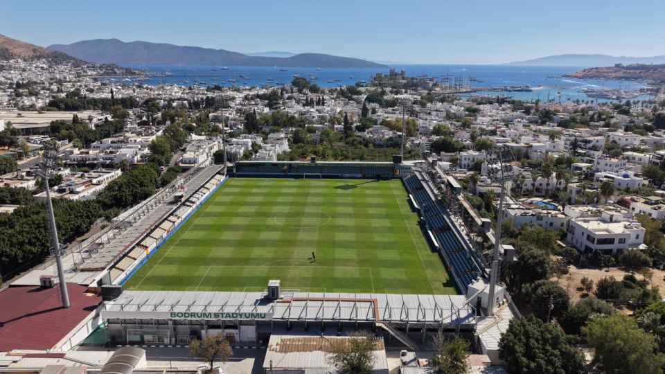 birol ahi mardin - Birol Ahi, Mardin deplasmanına tek başına gitti; Bodrum FK’den ömür boyu kombine