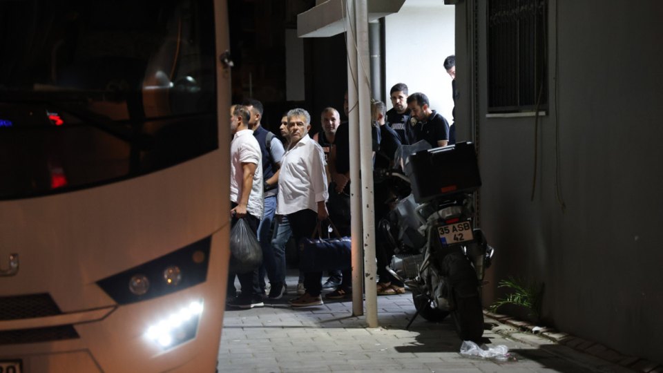 Seferihisar Belediyesi - Seferihisar Belediyesi soruşturmasında 47 şüpheli adliyeye sevk edildi