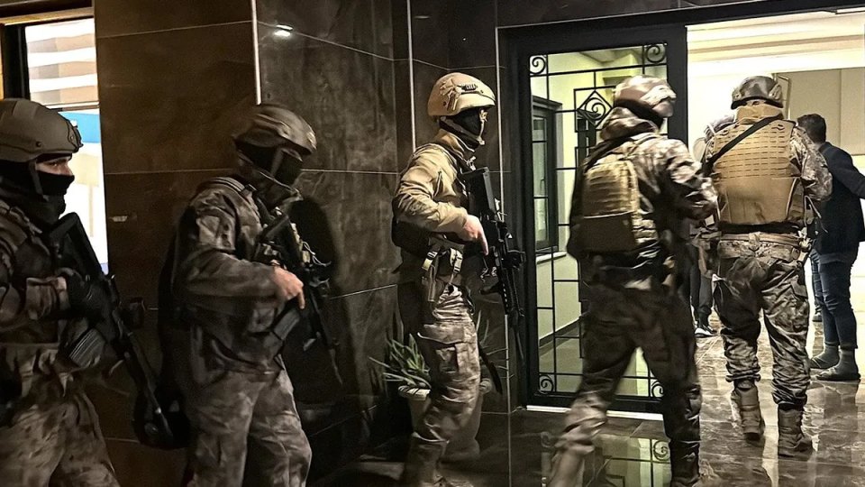 İstanbul - İstanbul merkezli 11 ilde operasyon: 39 şüpheli gözaltına alındı
