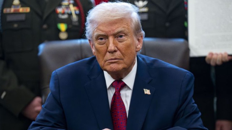 dolarlık madeni para - Trump portreli 1 dolarlık madeni para basıldı