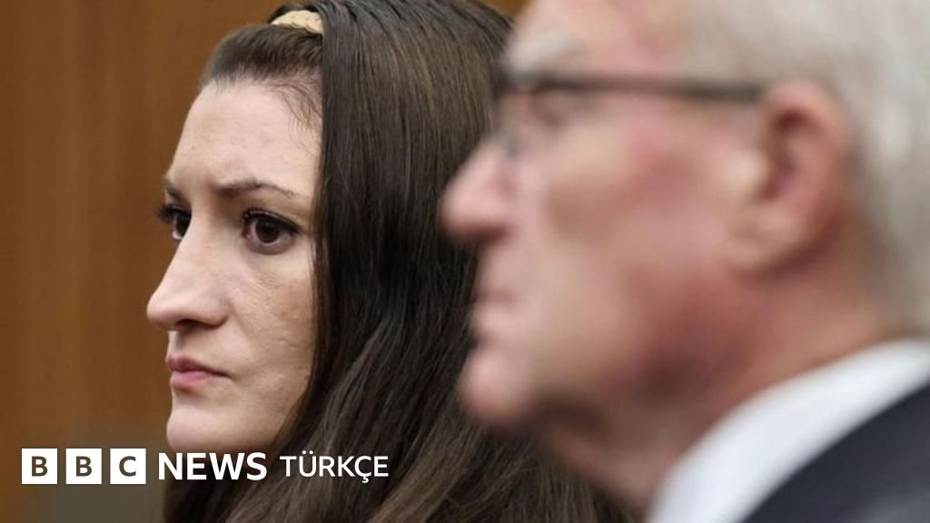 Üç çocuğunu öldürmekle suçlanan Lindsay Clancy davasından karar çıkmadı