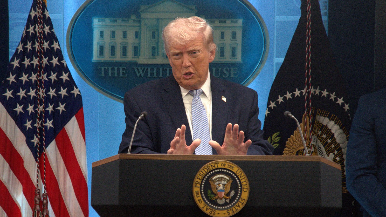 Trump'tan açıklama: Putin'in NATO ülkelerine saldırmayacağına inanıyorum