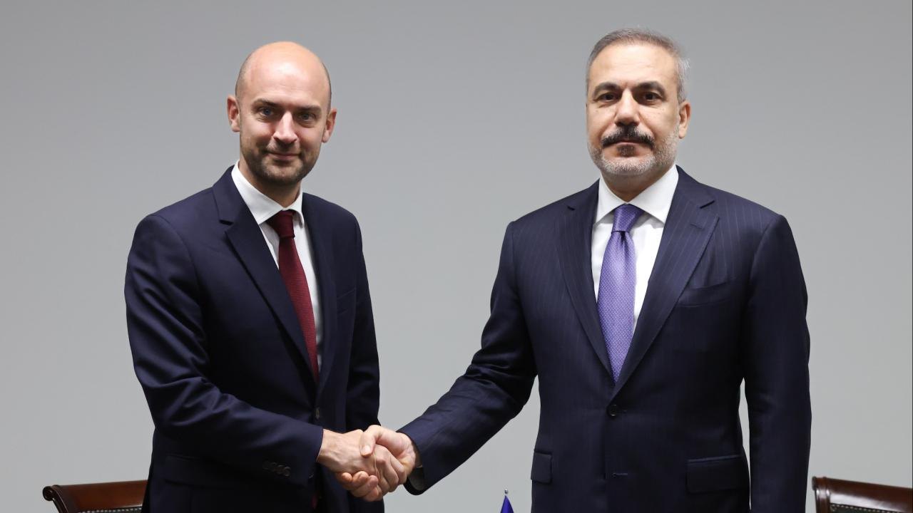 Hakan Fidan ile Jean-Noel Barrot telefonda görüştü