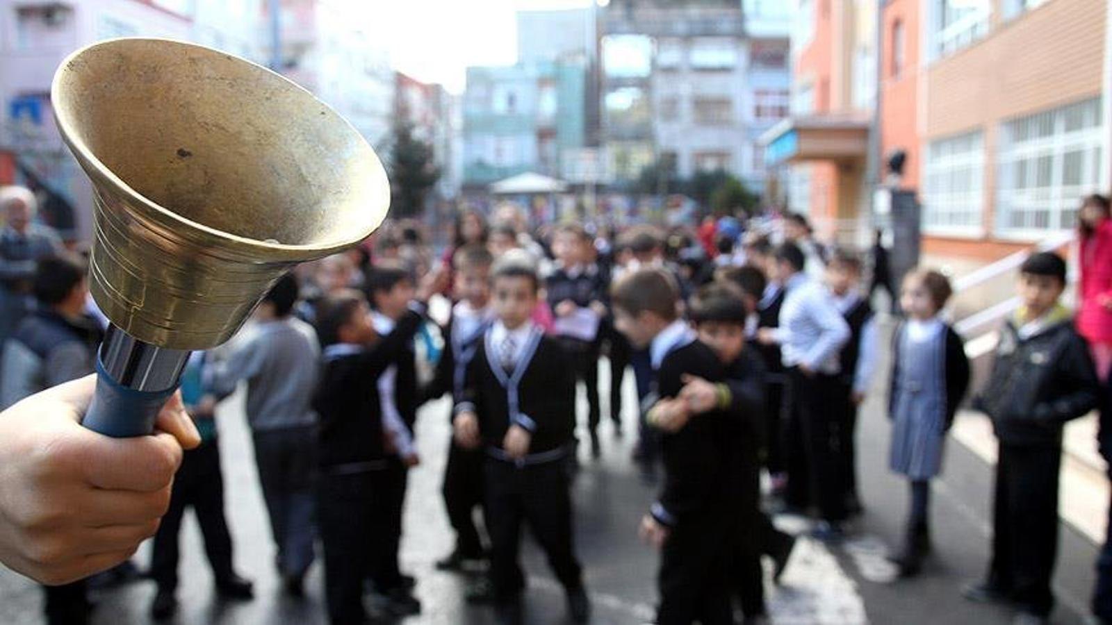 2026’da okullar ne zaman açılacak? Birinci dönem ve ara tatil tarihleri