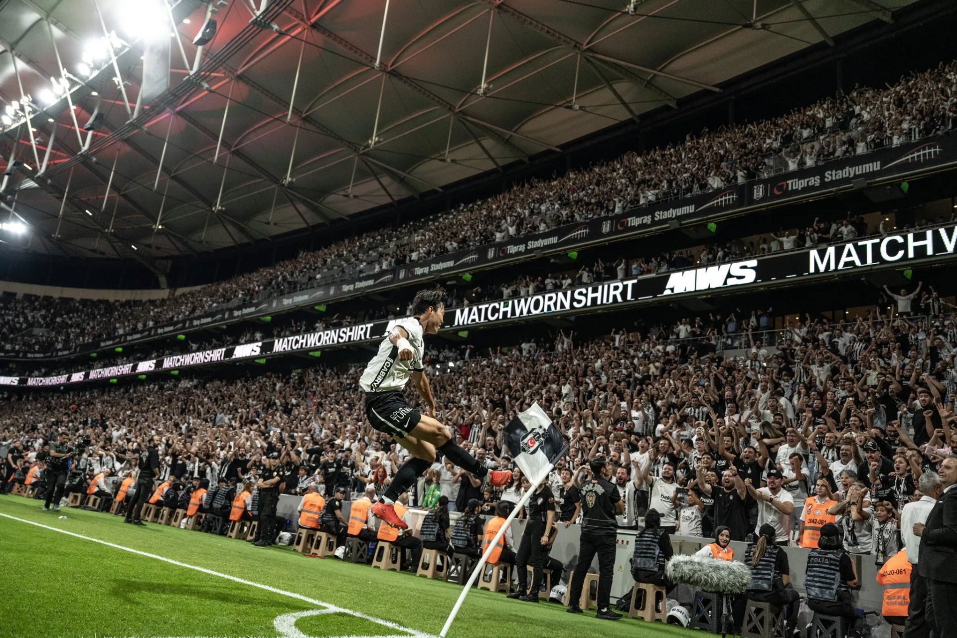 Beşiktaş'tan Erzurumspor FK galibiyeti sonrası hakem tepkisi