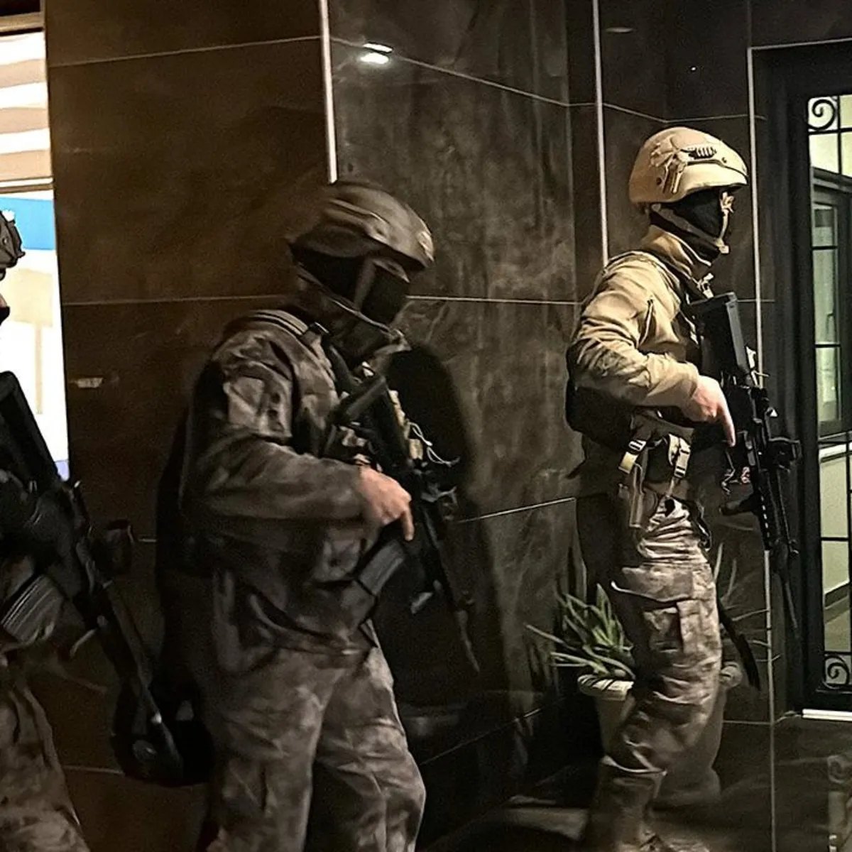 İstanbul merkezli 11 ilde operasyon: 39 şüpheli gözaltına alındı