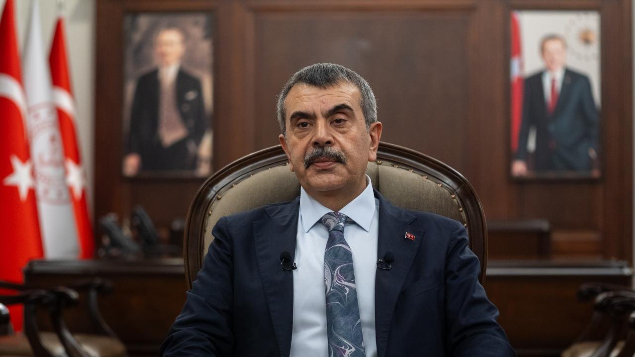 Bakan Tekin: Türkiye’de sınıf mevcudu 21 kişi