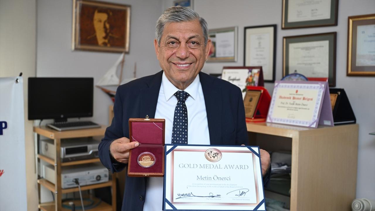 Prof. Dr. Metin Önerci'ye Dünya Altın Madalya ödülü verildi