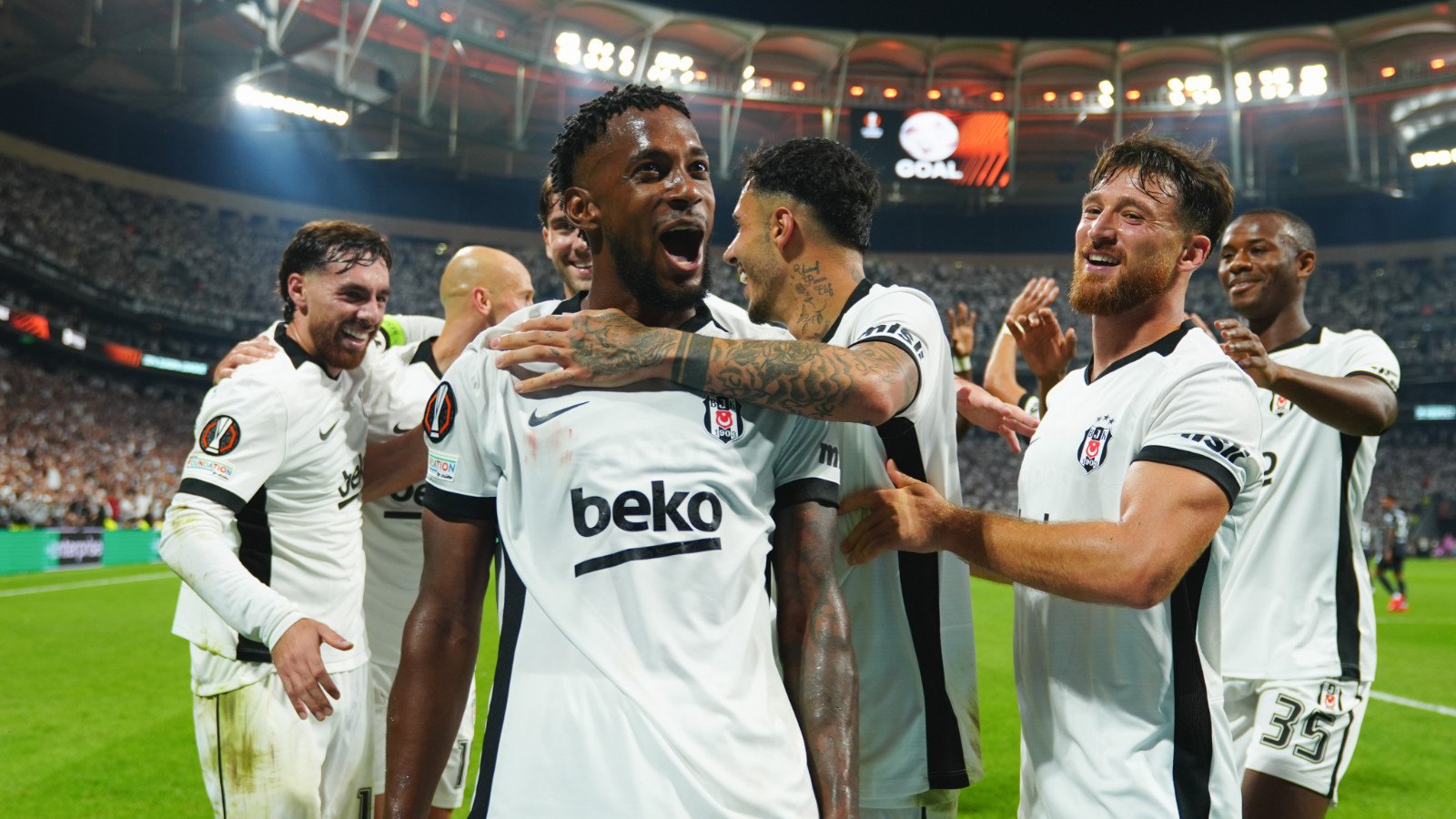 Beşiktaş, Olimpik Marsilya karşısında 4-1 kazandı